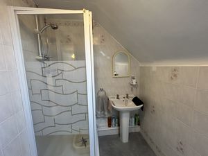 Photo 19- click for photo gallery